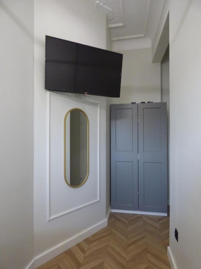 Kopernik Premium Rooms Apartment Торунь Экстерьер фото